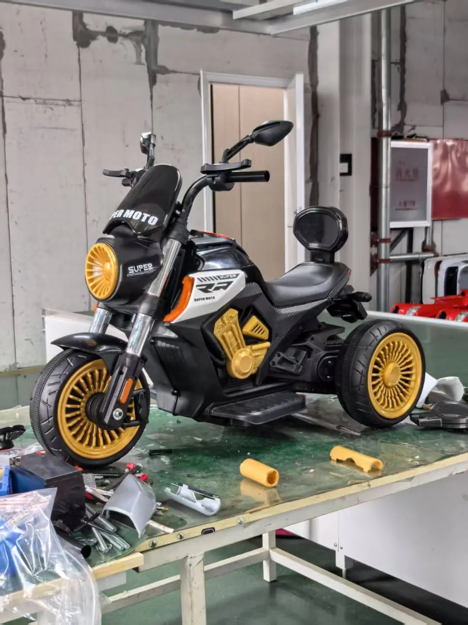 PL 6677 Super Bike thumbnail 2